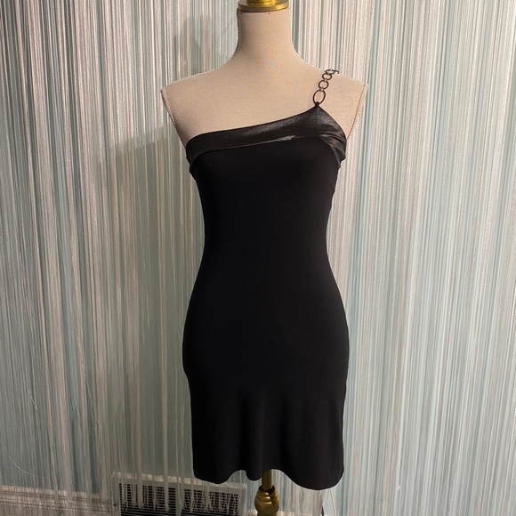 Black One Shoulder Mini Dress Size Small - Picture 3 of 17